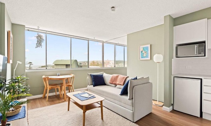 Manly House | The Norfolk - A Bright Beachside Hideaway with Pool