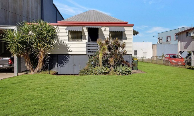 Yeppoon House | The Normanby - For the traveller on a budget
