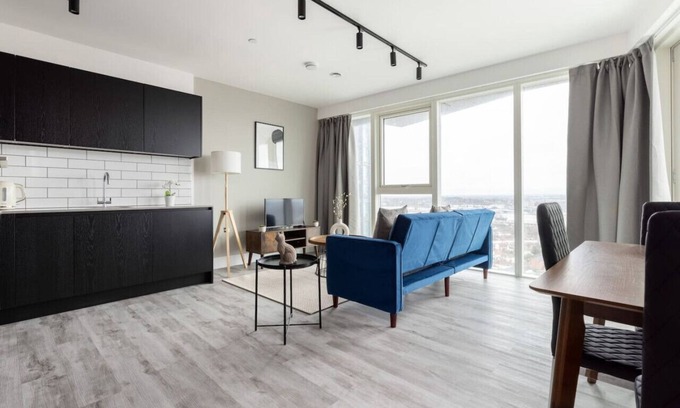 East Acton Apartment | The North Acton Apartment