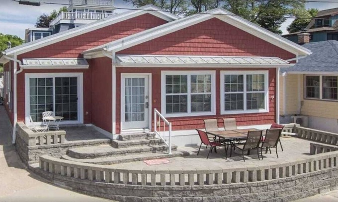 South Haven House | The North Beach Red Cottage