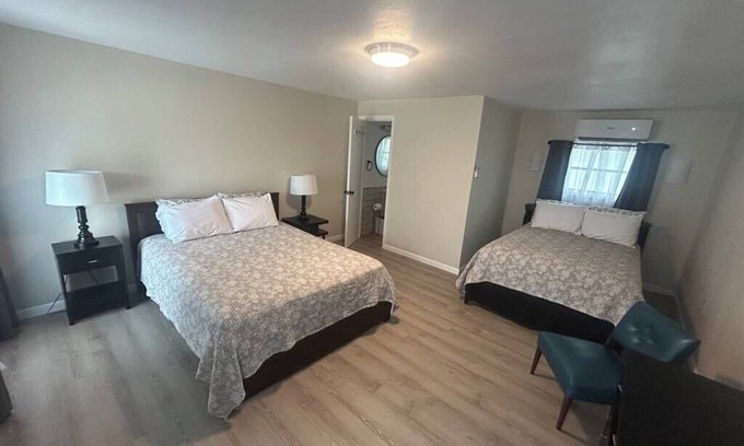 Barksdale Apartment | The Nueces River Retreat - Room #2