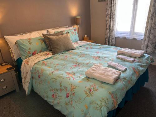 Dartmouth Bed & Breakfast | The Old Brasserie & Rooms @ no.8