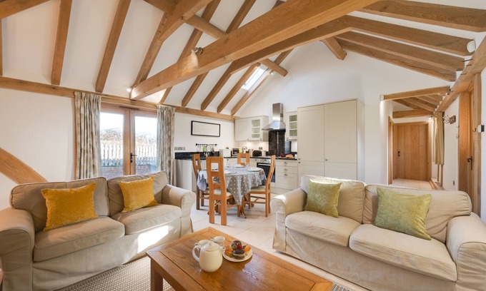 Stone in Oxney House | The Old Cowshed - Two Bedroom House, Sleeps 4
