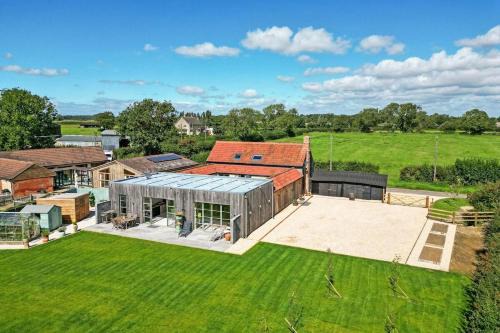 Crudwell House | The Old Dairy A Stunning Detached Rural Retreat