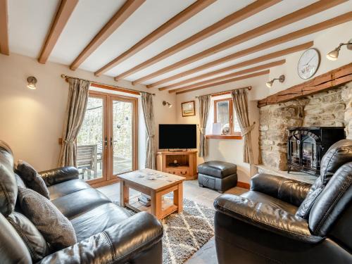 Clay Cross House | The Old Dairy