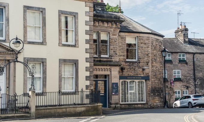 Kirkby Lonsdale Apartment | The Old Fire Station: Heart of Kirkby Lonsdale