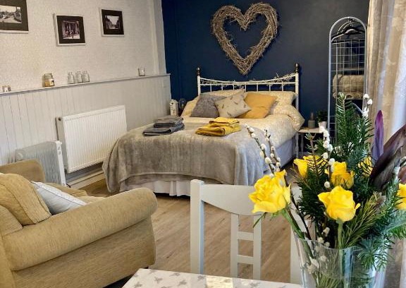 Butleigh Apartment | The Old General Store At The Laurels