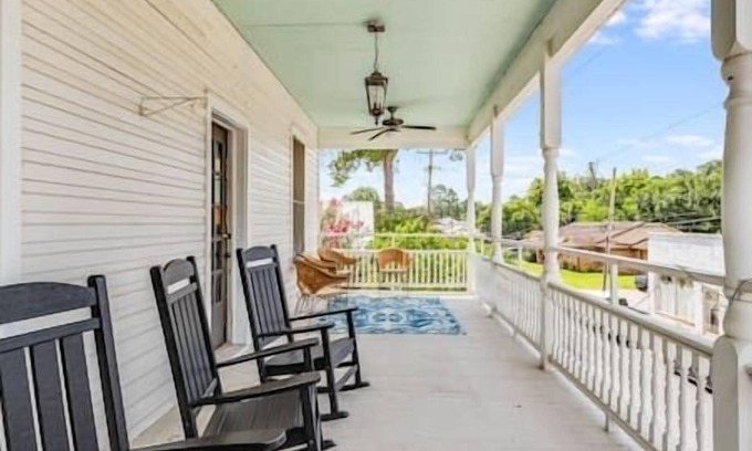 Breaux Bridge Apartment | The Old Opera House Loft overlooks Downtown Breaux Bridge, sleeps 6
