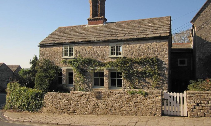 Kingston House | The Old Reading Room