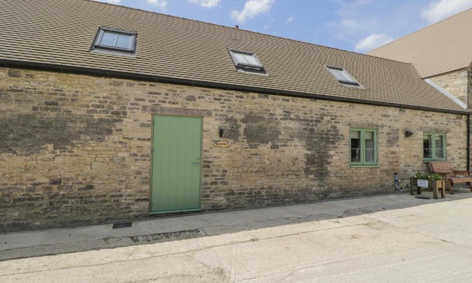 South Leigh House | The Old Stable