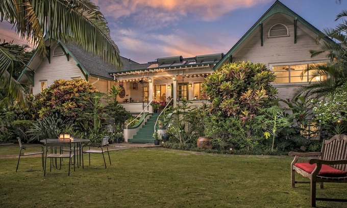 Wailuku Bed & Breakfast | The Old Wailuku Inn at Ulupono