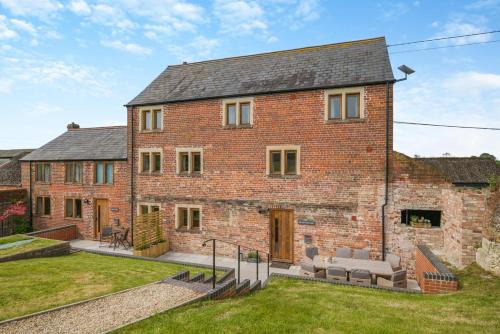 Westbury House | The Old Watermill