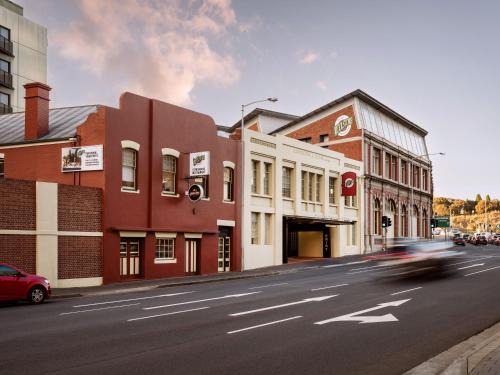 Sullivan's Cove Apartment | The Old Woolstore Apartment Hotel