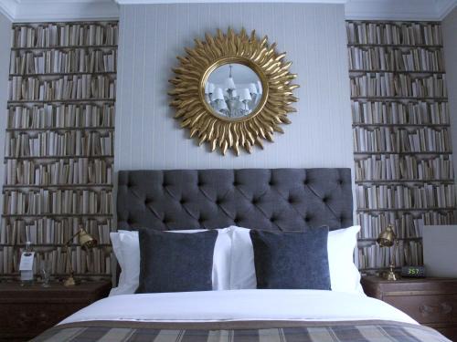 Farringdon Bed & Breakfast | The One Tun Pub & Rooms
