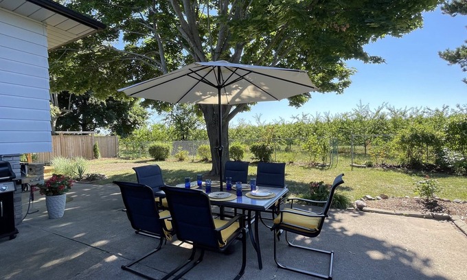 Historic Old Town House | The Orchard House, 3 bedroom house in NOTL