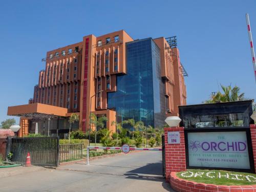 Paud Hotel | The Orchid Hotel Hinjewadi Pune