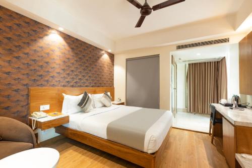 Kalkaji Hotel | The Orion Plaza - Nehru Place