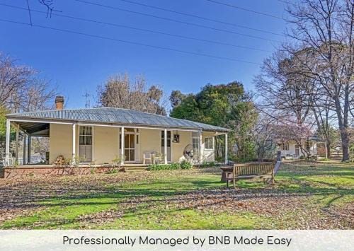 Emu Swamp House | The Overseers Cottage - Mayfield Vineyard