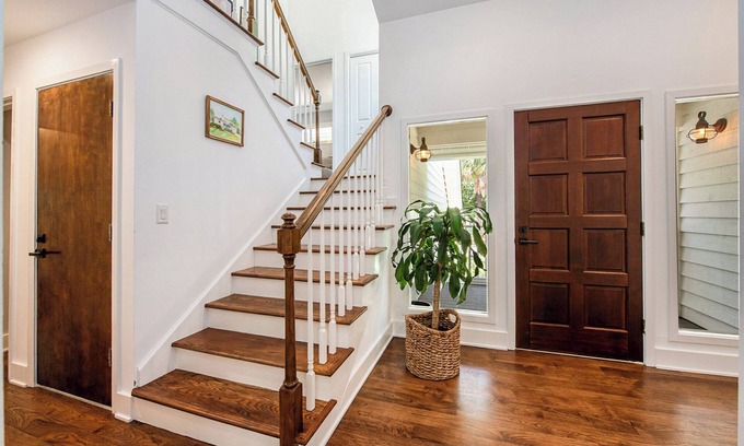 Isle of Palms House | "The Palm Pad" - 4br/2.5ba Isle of Palms Retreat!