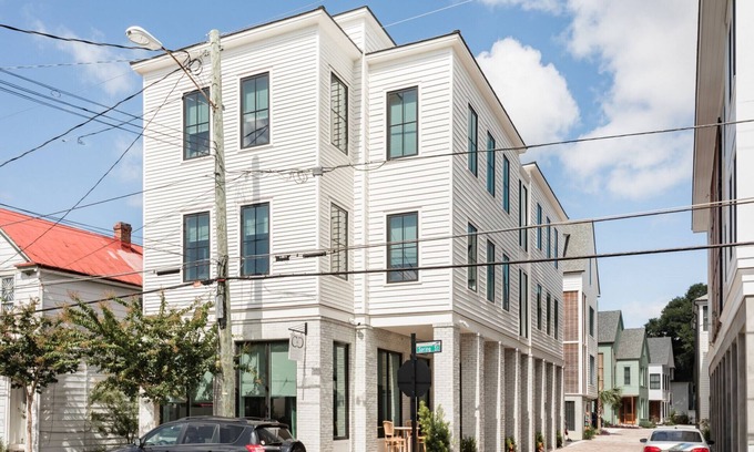 Westside House | The Palmetto State Complex- 4 Condo Complex