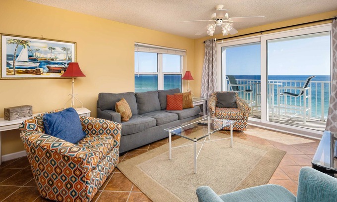 Fort Walton Beach Condo | The Palms 505:GREAT LOCATION -CORNER UNIT-FREE BEACH SERVICE & DOLPHIN CRUISE