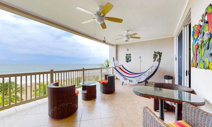 Barrio Los Villalobos Apartment | The Palms 603
