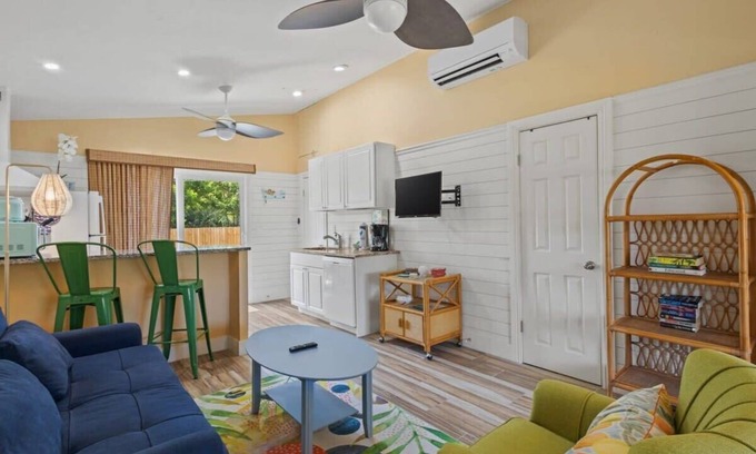Sanibel House | The Palms Cottage Three- A Green Haven on Sanibel's East End