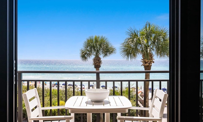 Seagrove Beach Condo | The Palms - Gulf Front Rental in Seagrove Beach - Community Pool