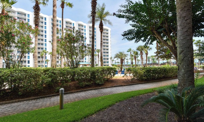 Fort Walton Beach - Destin Condo | The Palms of Destin 2107 by Compass Resorts