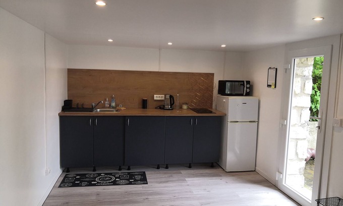 Corbeil-Essonnes Apartment | The Paradise, Calme et Reposant a 2 pas du RER