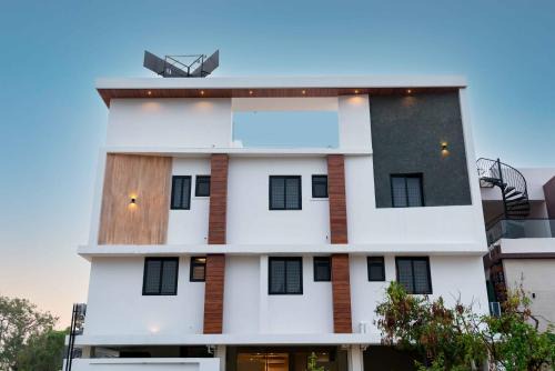 Coimbatore Hotel | The Paradise International Hotel