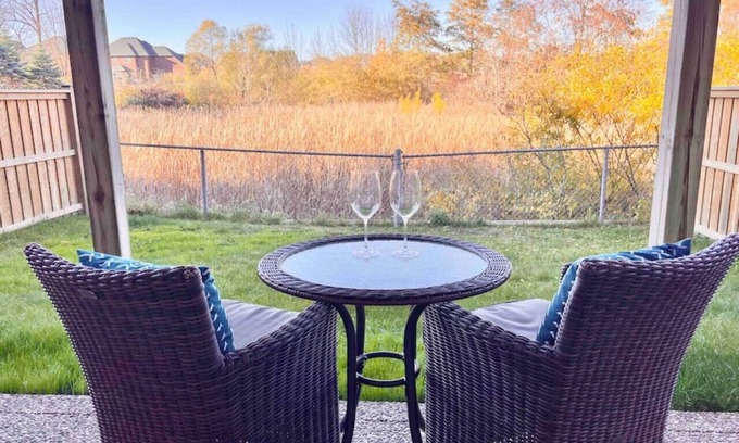 Kitchener Condo | The Parkvale Home - Cozy 1BR with Stunning View!