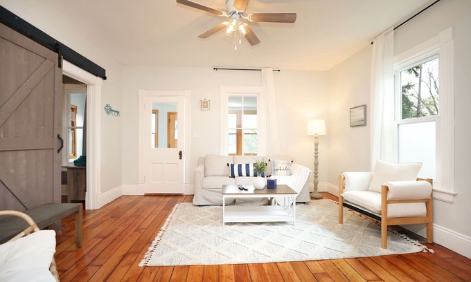 Oshkosh House | The Parkway Paddle: Walking distance to the lake