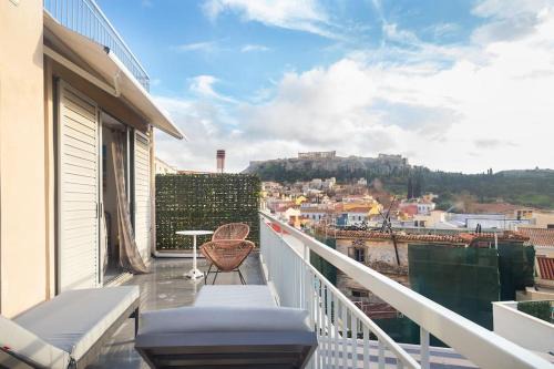 Monastiraki Apartment | The Parthenon View in the Historical Center!