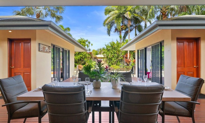 Trinity Beach House | The Pavilion at Trinity Beach