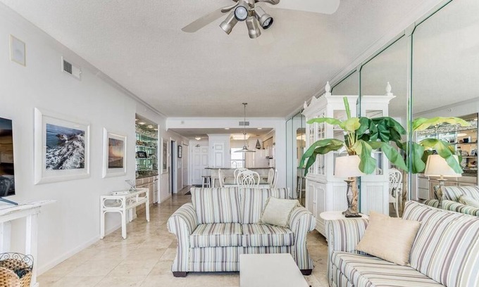 Navarre Beach Condo | The Pearl of Navarre Beach