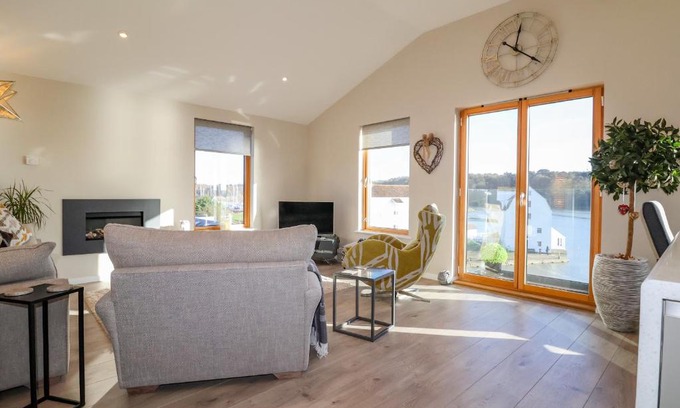 Martlesham Heath Apartment | The Penthouse