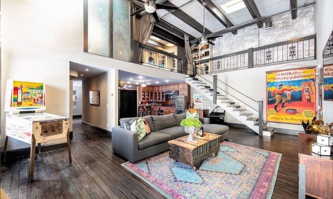 Downtown Nashville Condo | The Penthouse*Walk to Broadway* PrintersAlleyLofts