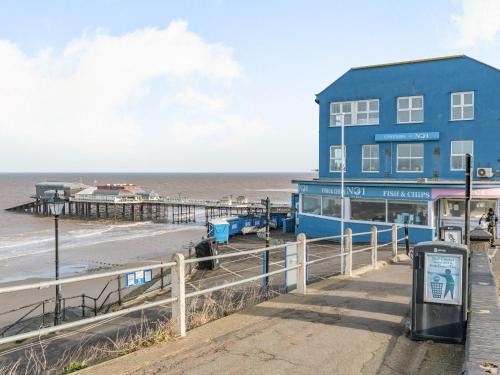 Cromer House | The Perch-Uk37325