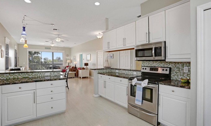 Bonita Springs House | The Perfect Beach Getaway! 2-Bedroom & 2-Bath Home | Sleeps 7