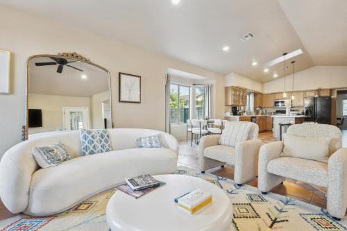 Tucson House | The Perfect Family Escape- Spacious and Cozy home