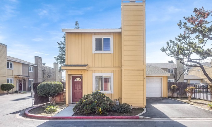 Lemoore Condo | The Perfect Getaway for 6