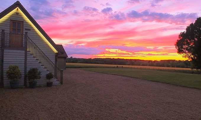 Wicklewood Bed & Breakfast | The Pheasantry - Luxury Eco Retreat with breakfast