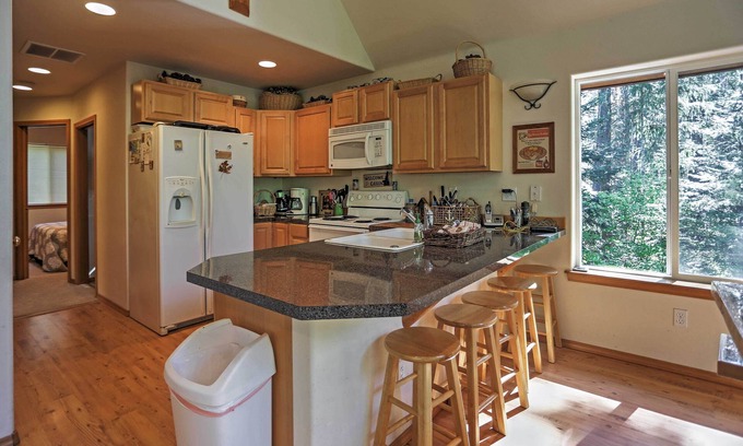 Leavenworth Cabin | 'The Pine Chalet' Secluded 4BR Leavenworth Cabin!