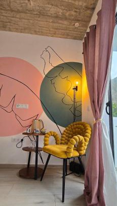 Paul House | The Pink Banana