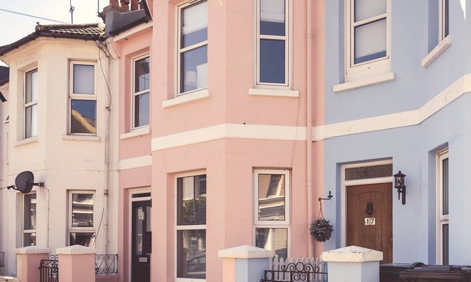 Eastbourne House | The Pink House - chic holiday cottage in the heart of Eastbourne