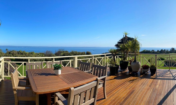 Ventnor House | The Pink House in Ventnor