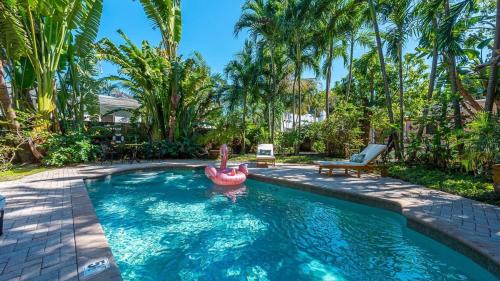 Flamingo Parks Villa | The Pink Palms Retreat