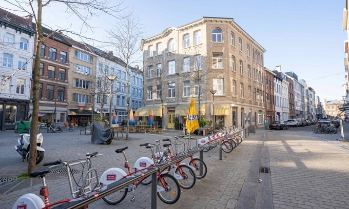 Sint-Andries Apartment | The Pink Pigeon in Antwerp