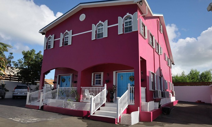 Blue Hills Villa | The Pink Villa, your home away from home!